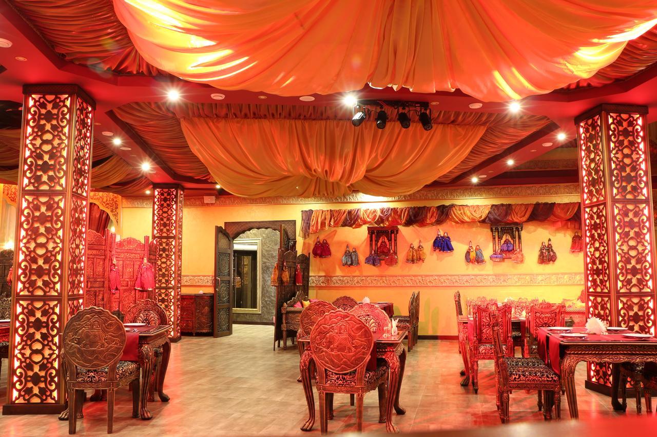 India Palace Hotel Jarkov Exterior foto